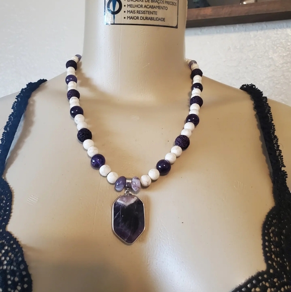 Handmade Amethyst stone pendant beaded Necklace - Picture 1 of 10